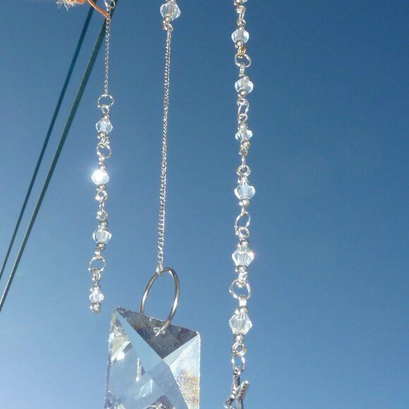 Suncatcher Q Treated driftwood, cut glass pieces and Swarovski crystals - Picture 3 of 3